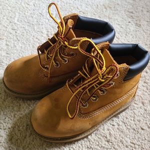 Kids Timberland boots 8 toddler